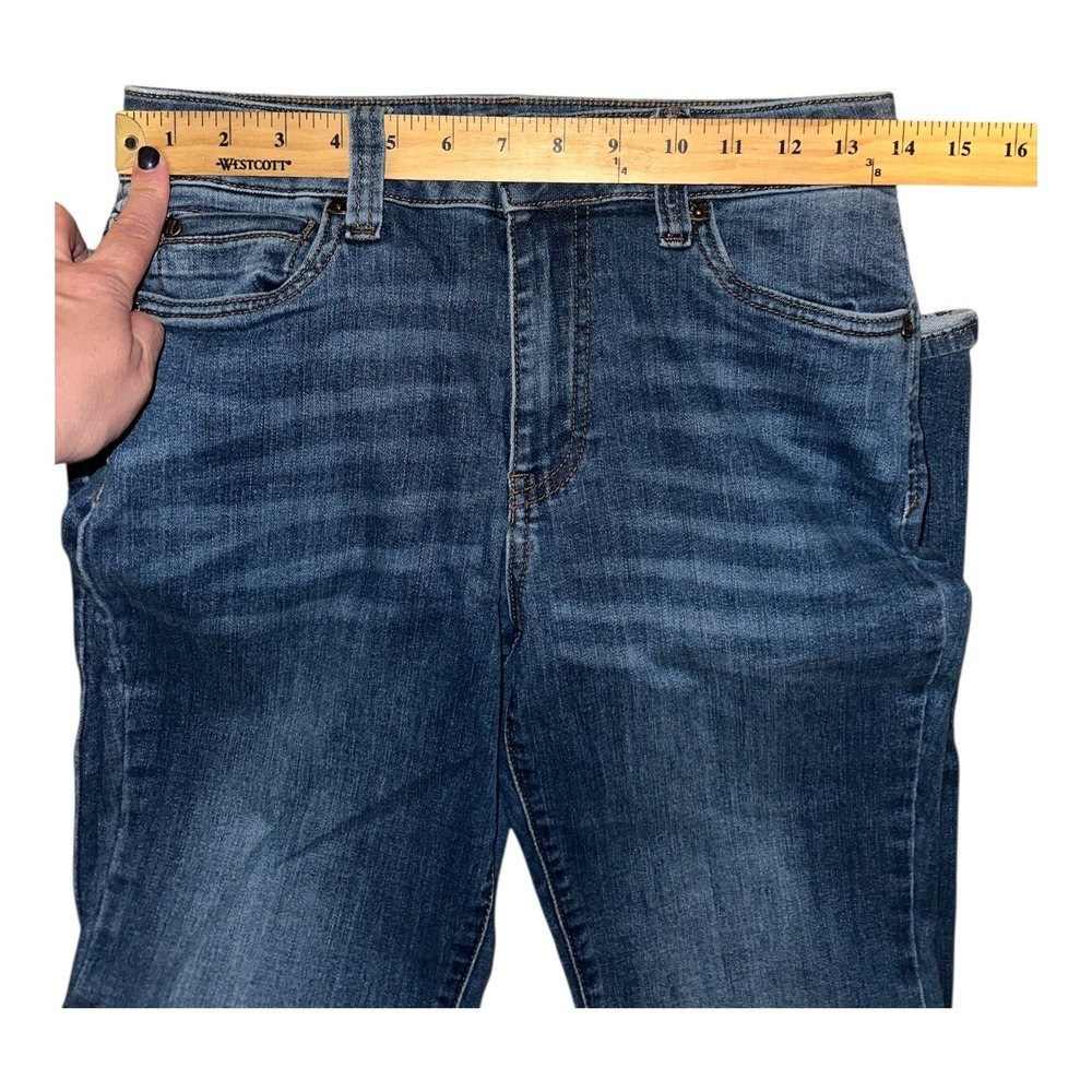 Kut from the Kloth Nicole Medium Wash Bootcut Jeans, Size 4 - Picture 8 of 10